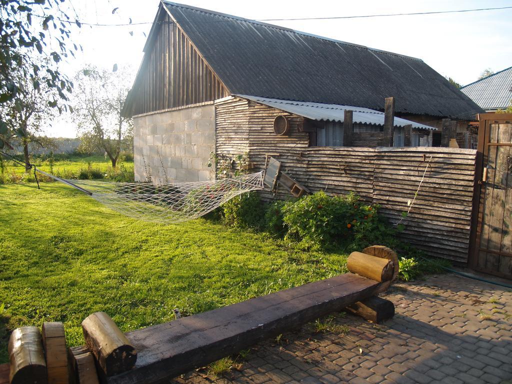 Medny Dvor Farm Stay Medna Exterior photo